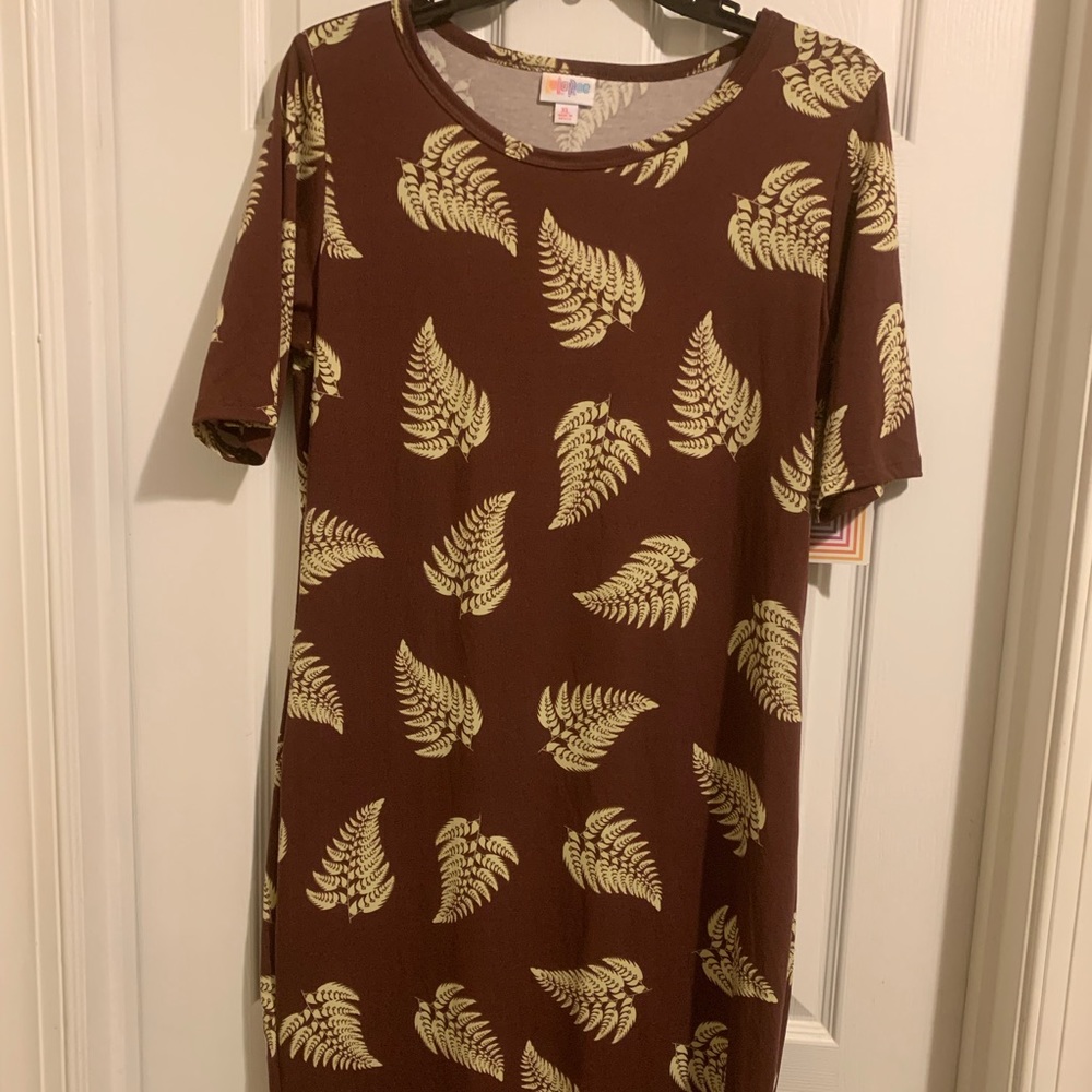 LuLaRoe woman’s dress